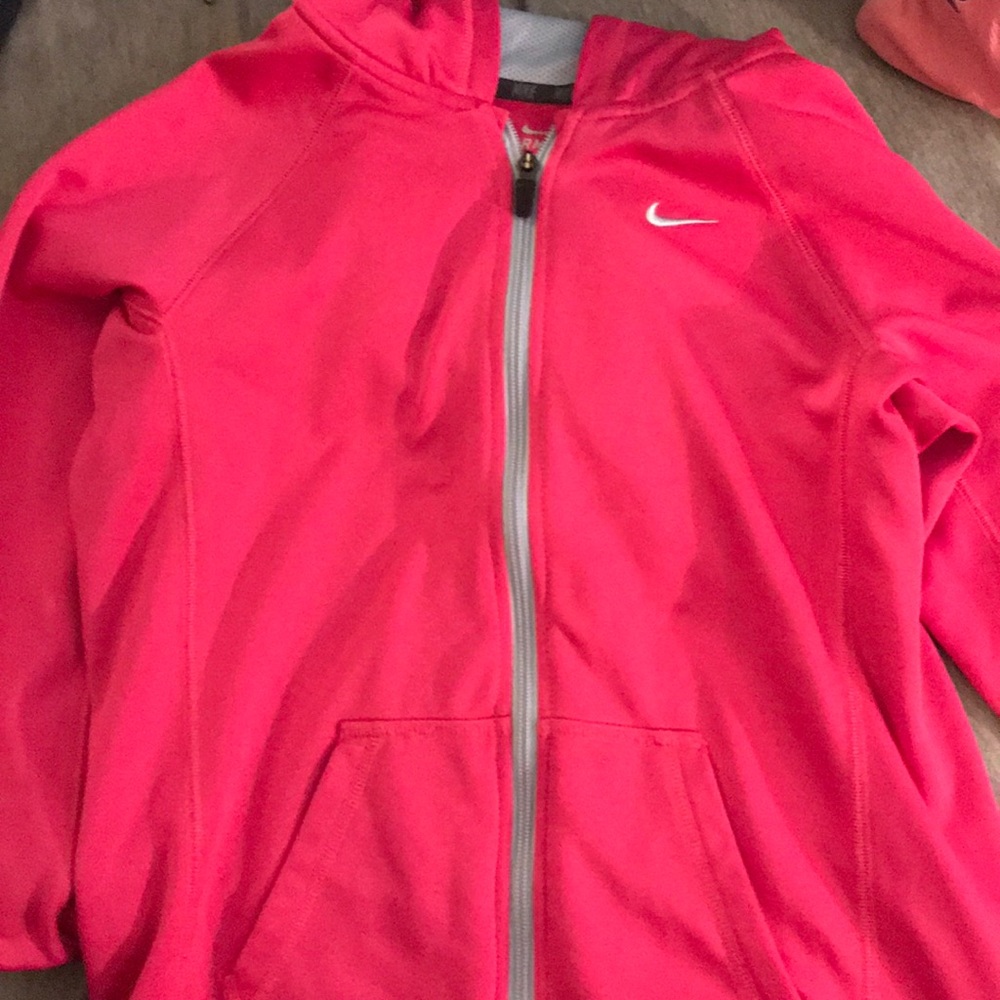 Pink nike sweatshirt